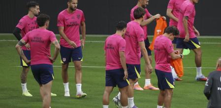 战训练, 贡献力量, 了粉色球衣 战训练, 贡献力量, 了粉色球衣