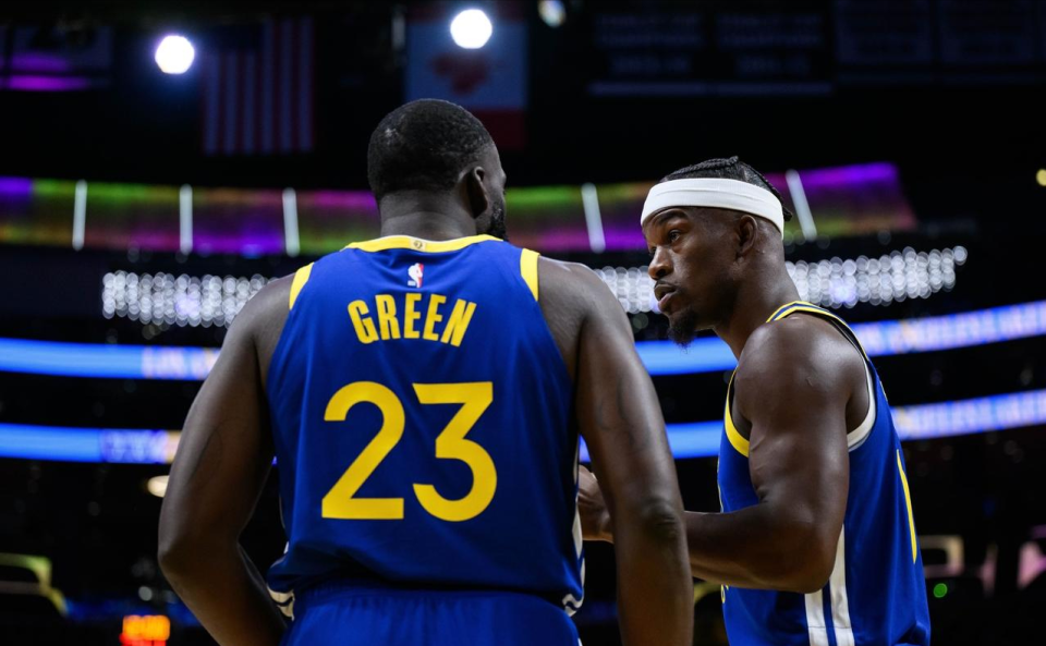 然坐镇主场, 士球迷对这